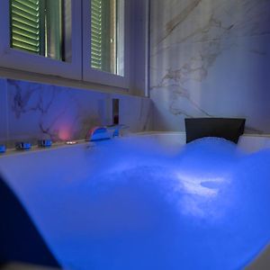 Studio con letto king size